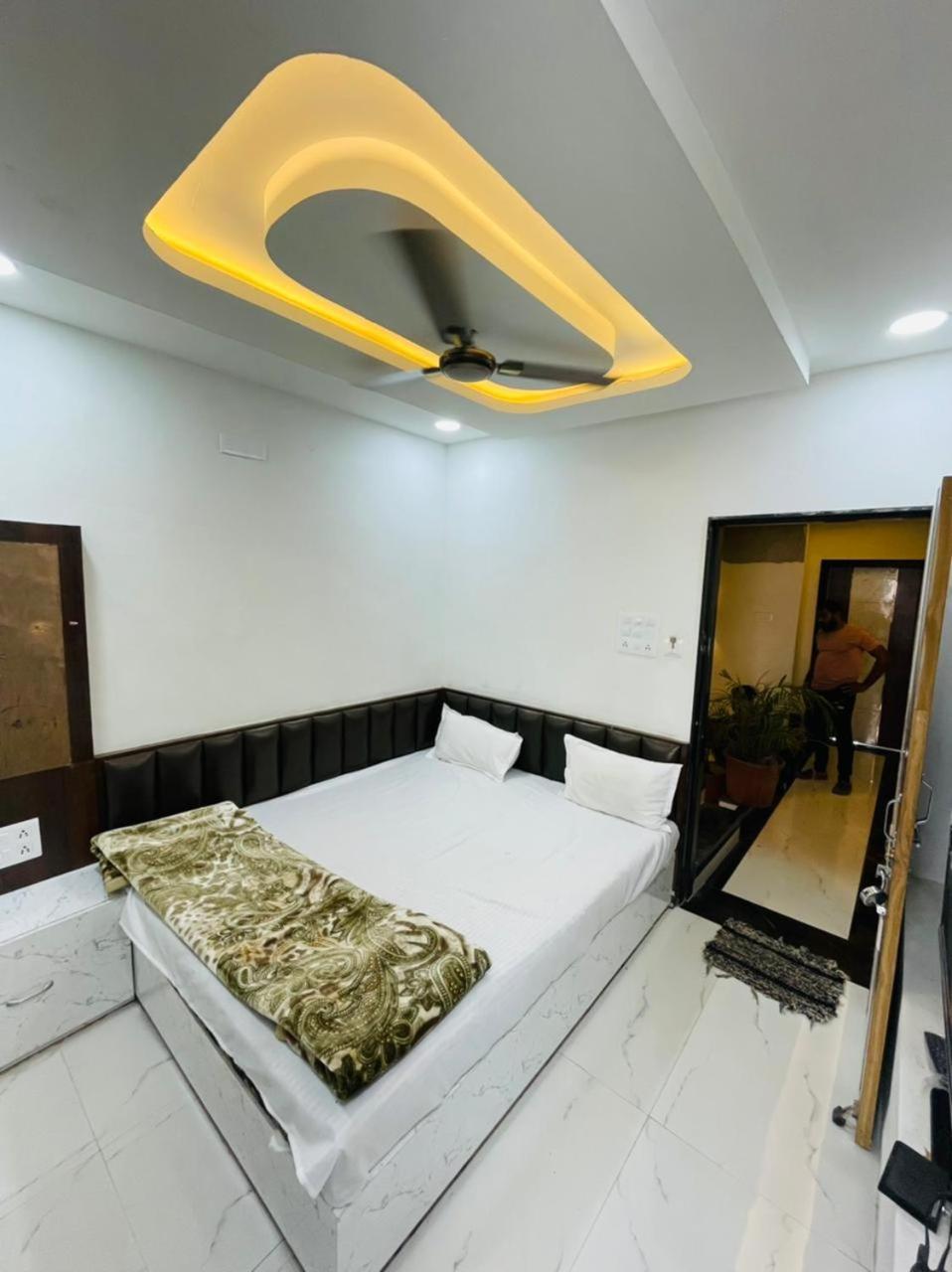 Hotel Shree Shyam Sharnam Godarpura Luaran gambar