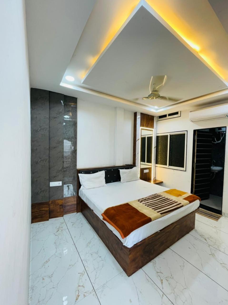 Hotel Shree Shyam Sharnam Godarpura Luaran gambar